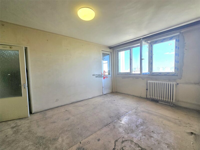 Colentina, McDonalds, apartament et. 6/8, bloc din 78, anvelopat